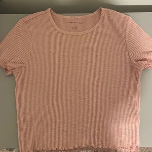 american eagle cropped tee